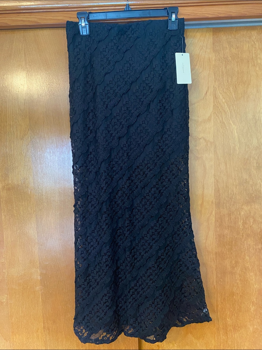 Lace Maxi Skirt in Black — Feminine Straight Silhouette